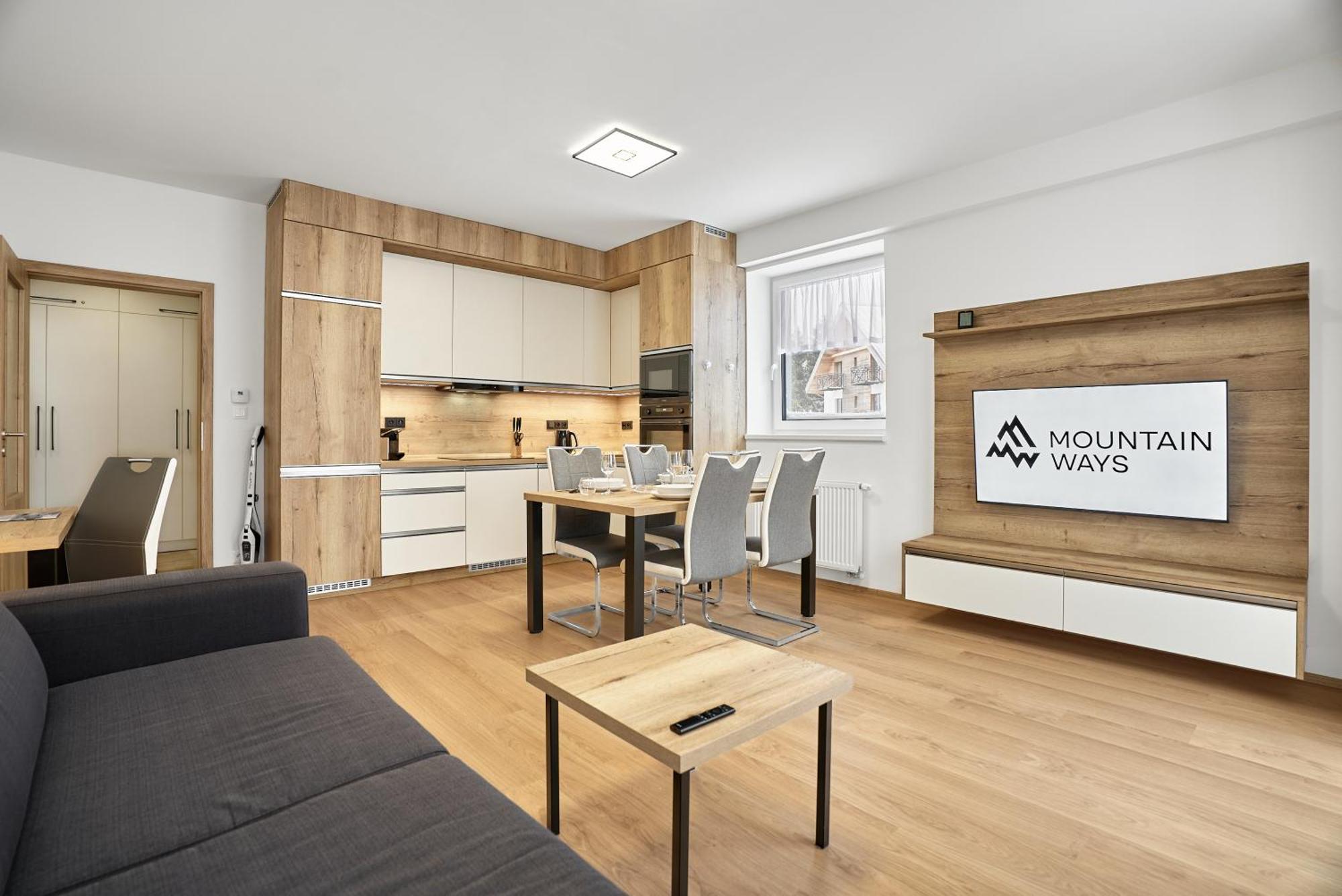 C L E A N O V E C By Mountain Ways Appartement Loučná pod Klínovcem Buitenkant foto